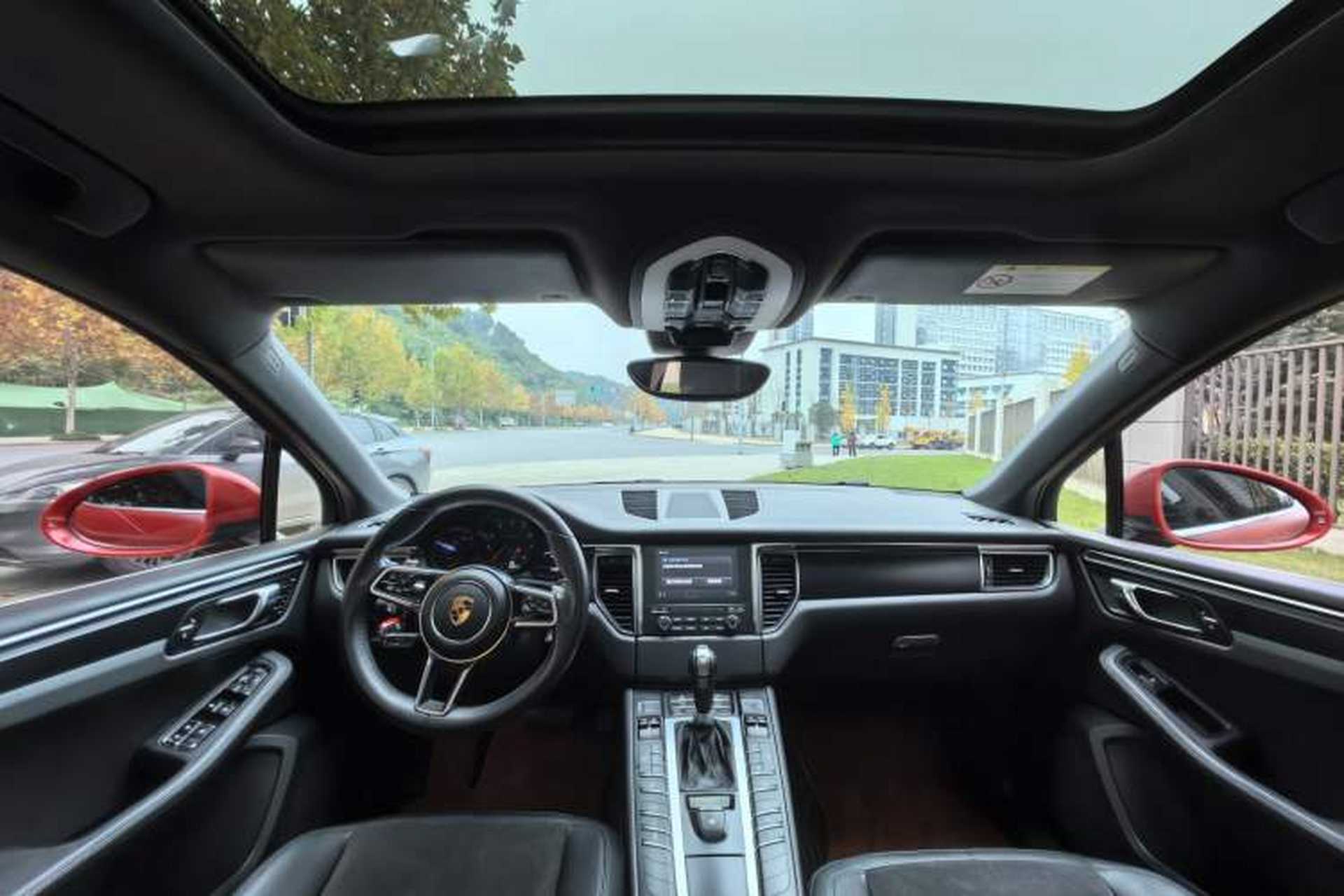 Used Porsche Macan 2016 Macan 2.0T Interior 3