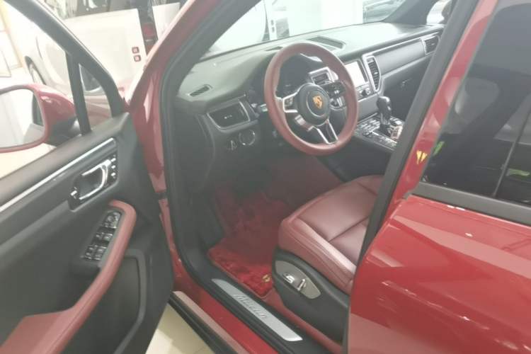 Used Porsche Macan 2016 Macan 2.0T Left Front Seat