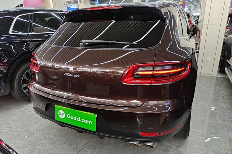 Used Porsche Macan 2016 Macan 2.0T Rear