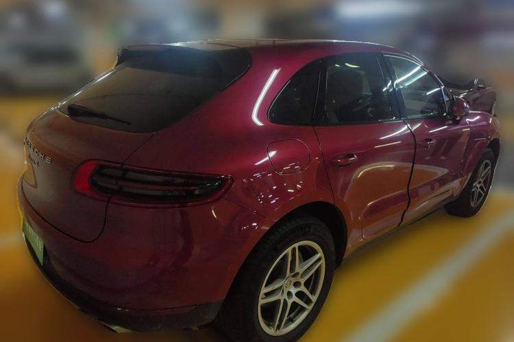 Used Porsche Macan 2016 Macan S 3.0T Rear Right 45 Deg