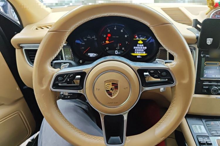 Used Porsche Macan 2016 Macan 2.0T Steering Wheel