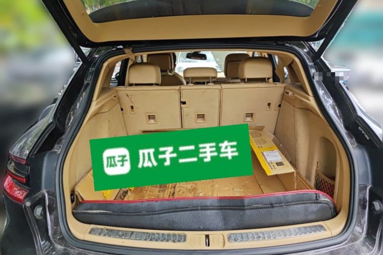 Used Porsche Macan 2016 Macan 2.0T Trunk