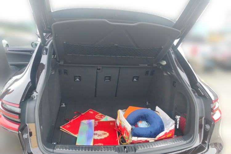 Used Porsche Macan 2016 Macan S 3.0T Trunk