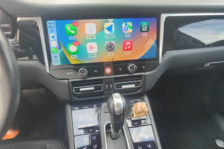 Used Porsche Macan 2016 Macan 2.0T Audio And AC Panel