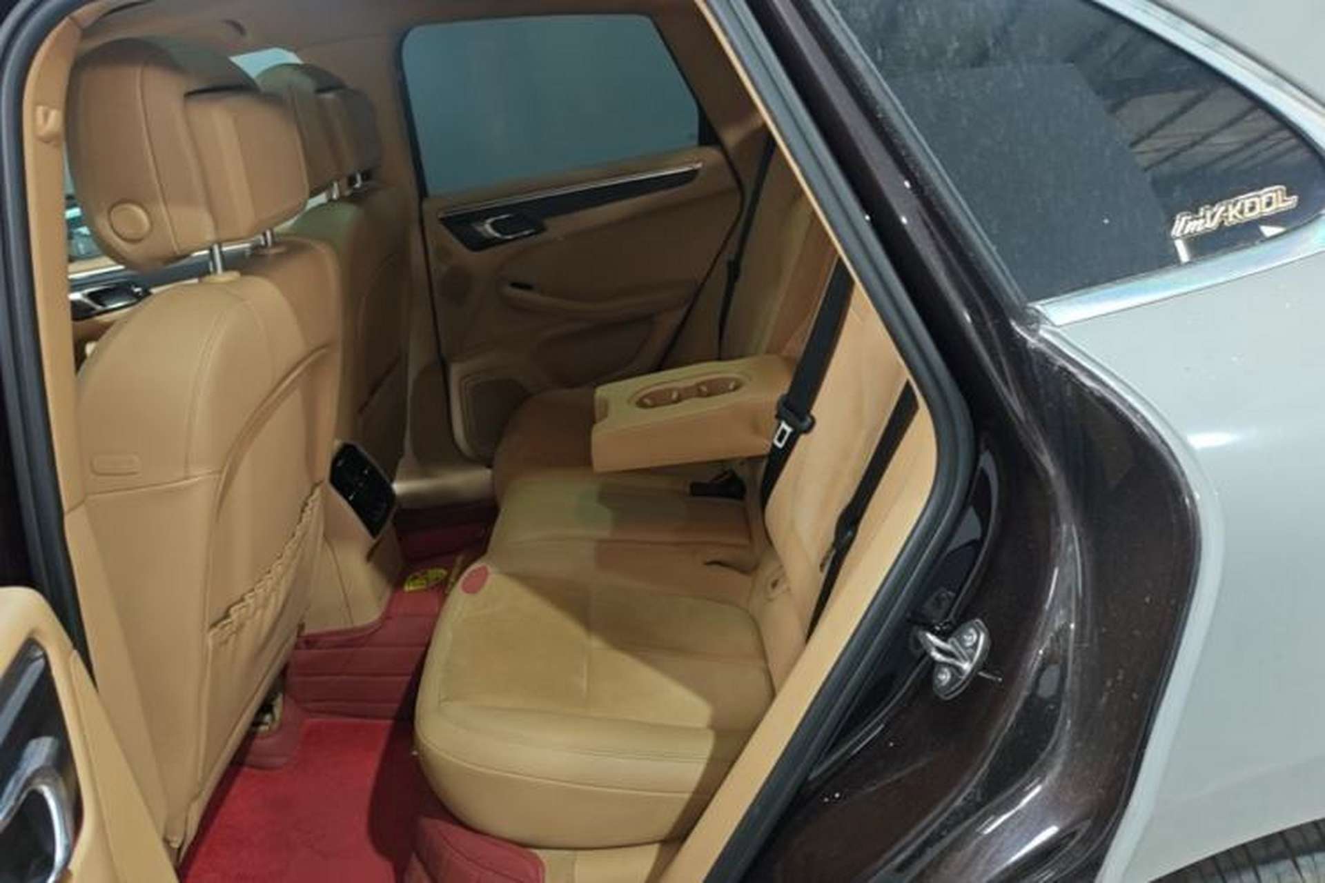 Used Porsche Macan 2016 Macan 2.0T Left Rear Seat