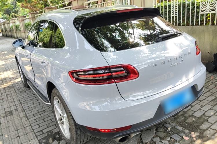 Used Porsche Macan 2016 Macan S 3.0T Rear Left 45 Deg