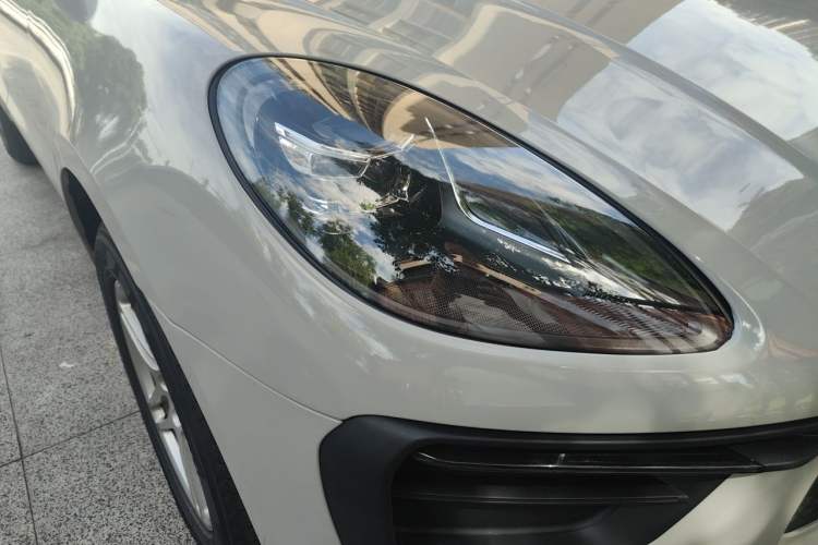 Used Porsche Macan 2016 Macan 2.0T Right Front Headlight