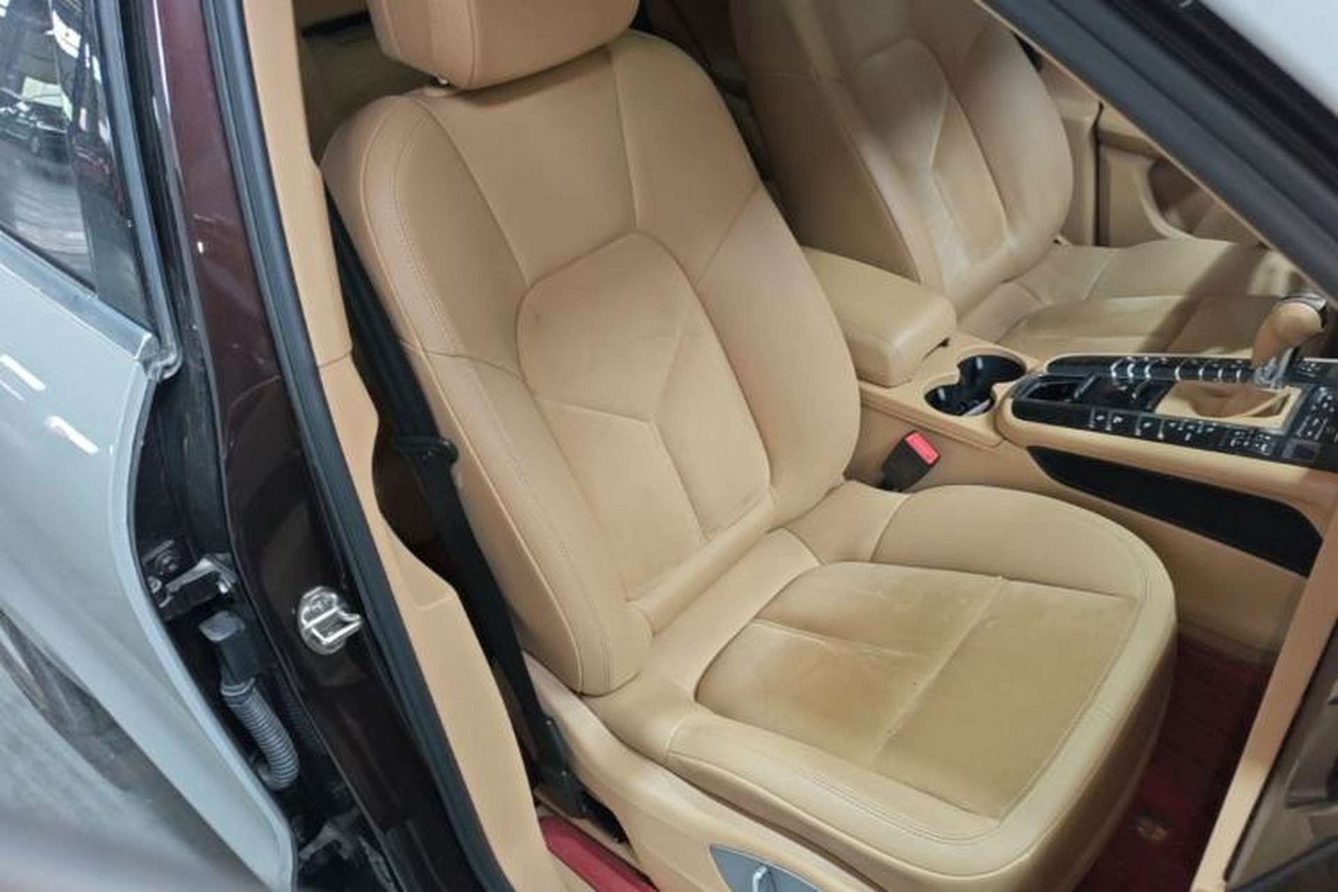 Used Porsche Macan 2016 Macan 2.0T Right Front Seat