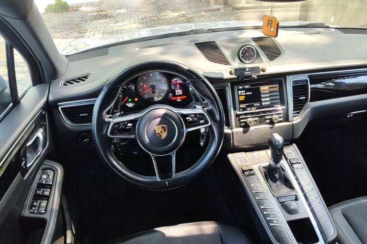 Used Porsche Macan 2016 Macan S 3.0T Steering Wheel