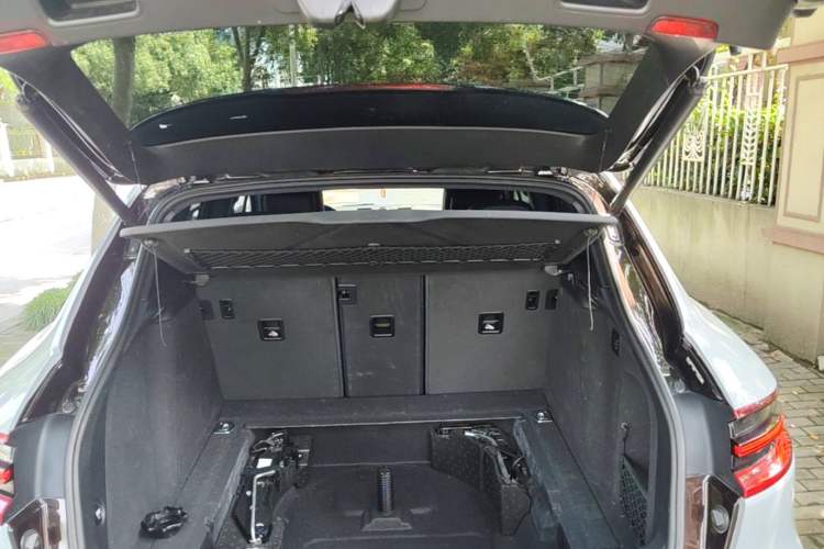 Used Porsche Macan 2016 Macan S 3.0T Trunk