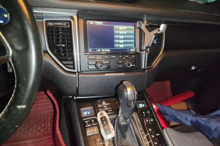 Used Porsche Macan 2016 Macan 2.0T Audio And AC Panel