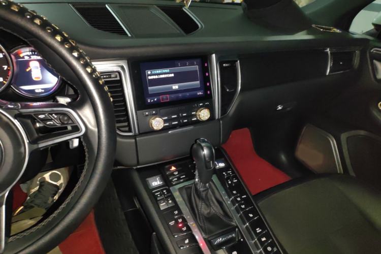 Used Porsche Macan 2016 Macan 2.0T Audio And AC Panel
