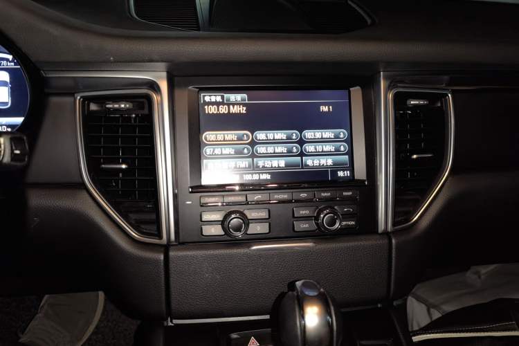 Used Porsche Macan 2016 Macan 2.0T Audio And AC Panel