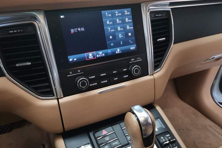 Used Porsche Macan 2016 Macan 2.0T Audio And AC Panel
