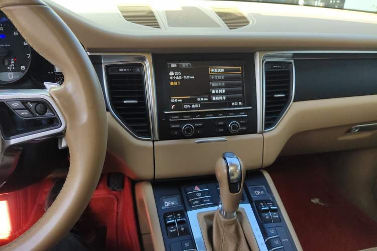 Used Porsche Macan 2016 Macan 2.0T Audio And AC Panel