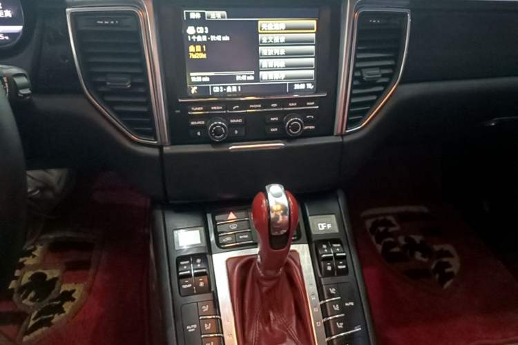 Used Porsche Macan 2016 Macan 2.0T Audio And AC Panel