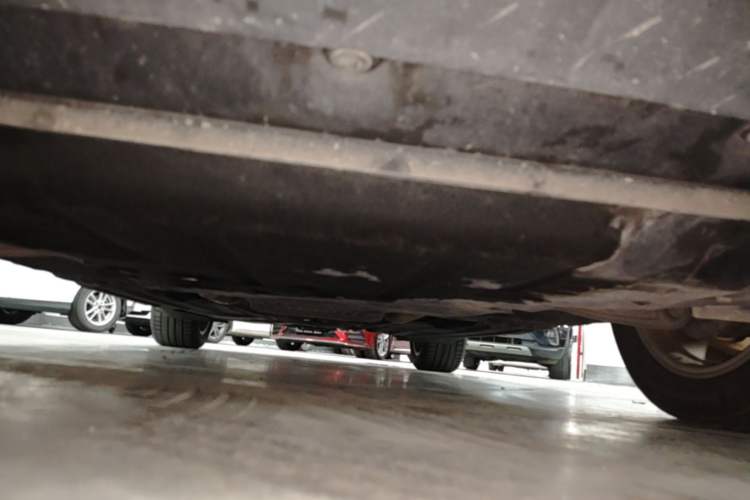 Used Porsche Macan  Chassis Front