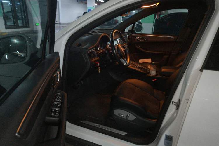 Used Porsche Macan 2016 Macan 2.0T Driver Seat