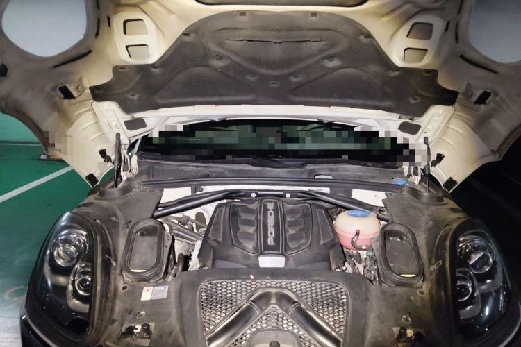 Used Porsche Macan 2016 Macan S 3.0T Engine Bay