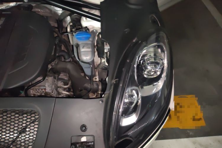 Used Porsche Macan 2016 Macan 2.0T Engine Bay Left