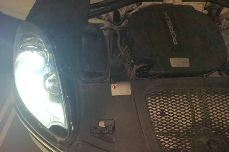 Used Porsche Macan 2016 Macan 2.0T Engine Bay Right