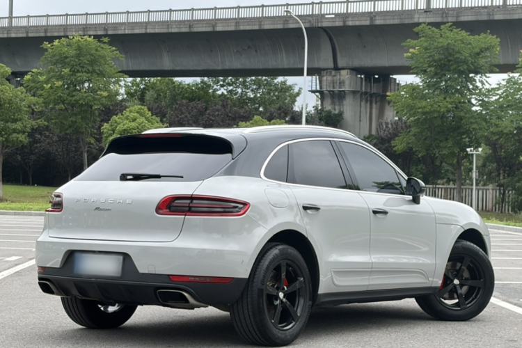 Used Porsche Macan 2016 Macan 2.0T Exterior 1