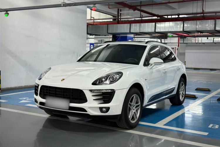 Used Porsche Macan 2016 Macan 2.0T Exterior 10