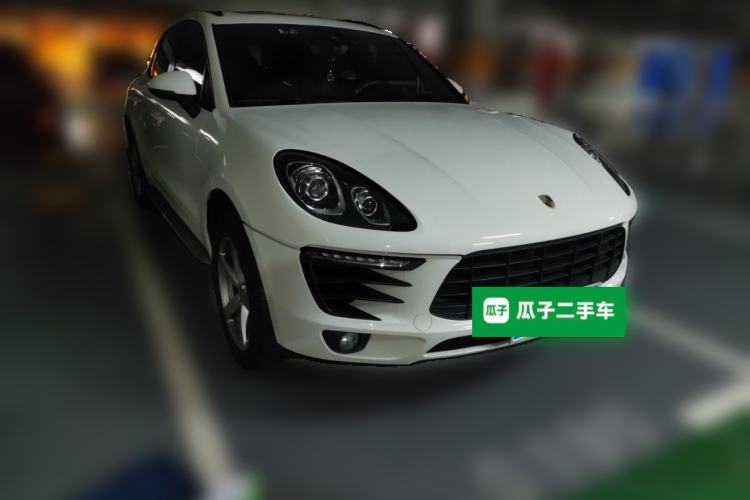 Used Porsche Macan 2016 Macan 2.0T Exterior 2