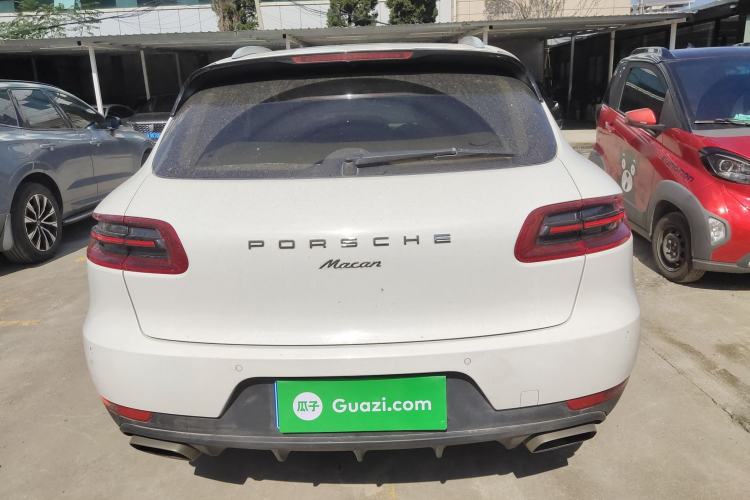 Used Porsche Macan 2016 Macan 2.0T Exterior 4