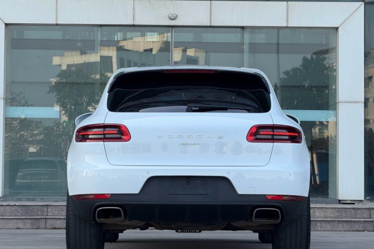 Used Porsche Macan 2016 Macan 2.0T Exterior 8