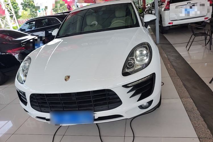 Used Porsche Macan 2016 Macan 2.0T Front