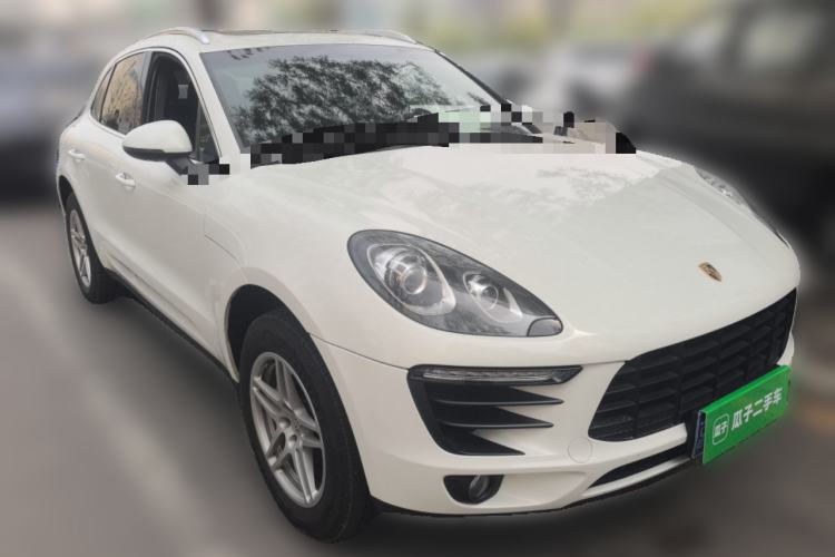 Used Porsche Macan 2016 Macan S 3.0T Front Right 45 Deg