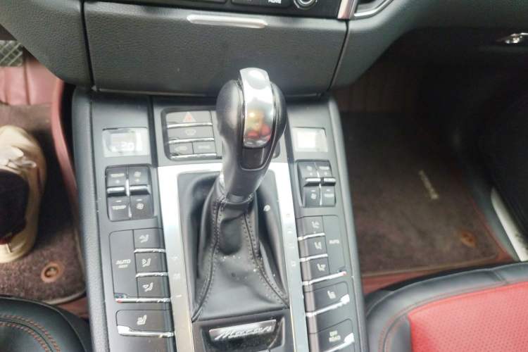 Used Porsche Macan 2016 Macan 2.0T Gear Lever