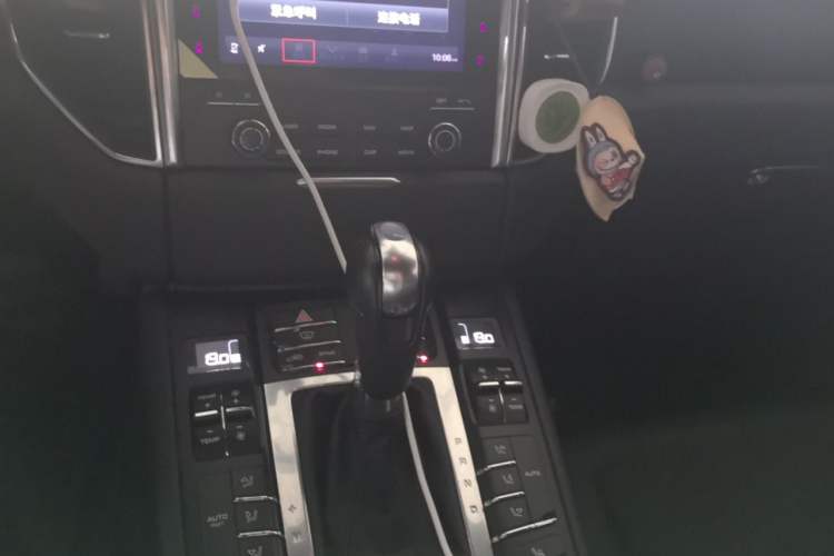 Used Porsche Macan 2016 Macan 2.0T Gear Lever