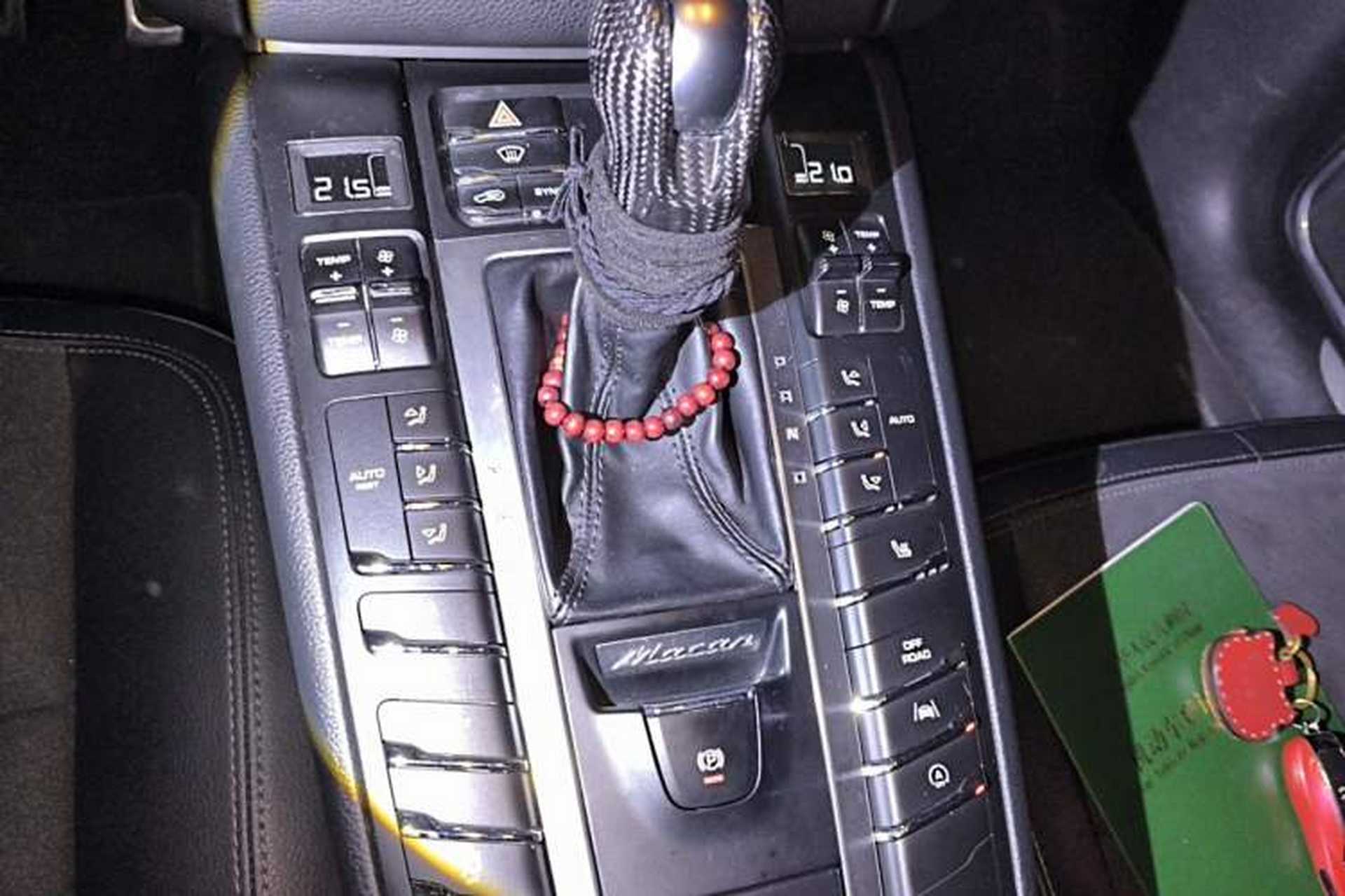 Used Porsche Macan 2016 Macan 2.0T Gear Lever
