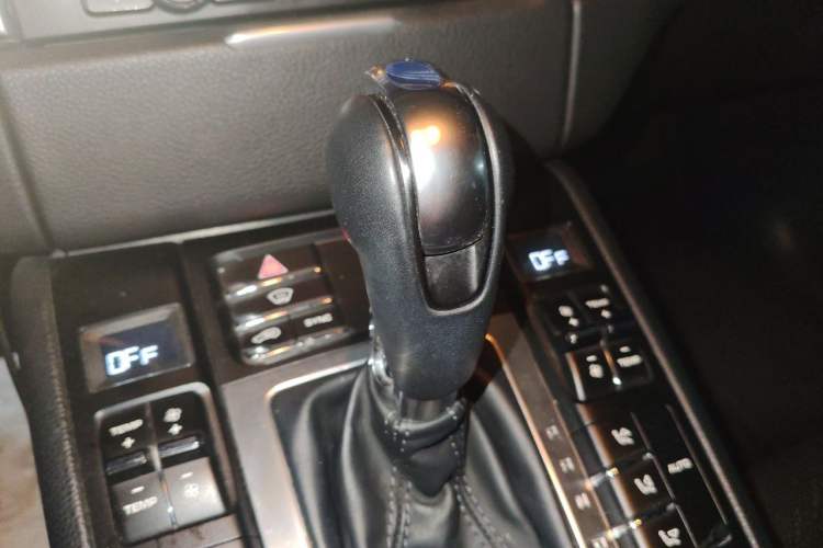 Used Porsche Macan 2016 Macan 2.0T Gear Lever