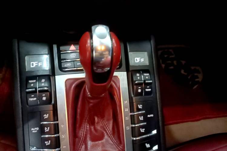 Used Porsche Macan 2016 Macan 2.0T Gear Lever