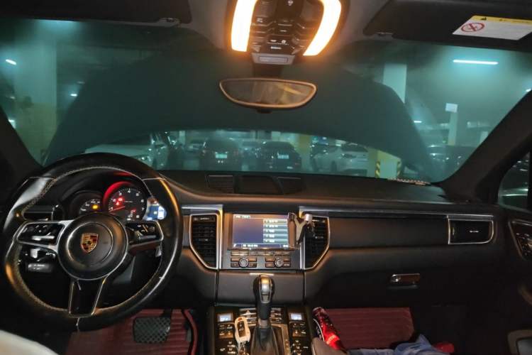 Used Porsche Macan 2016 Macan 2.0T Headliner