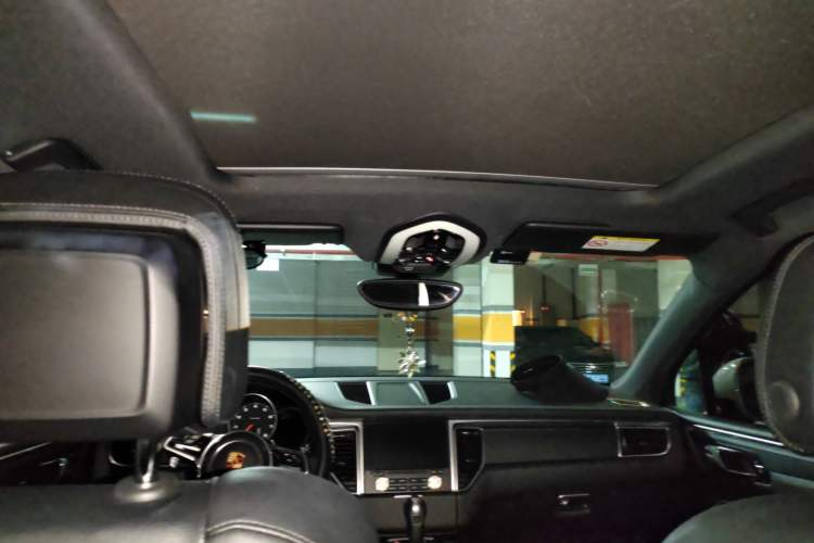 Used Porsche Macan 2016 Macan 2.0T Headliner