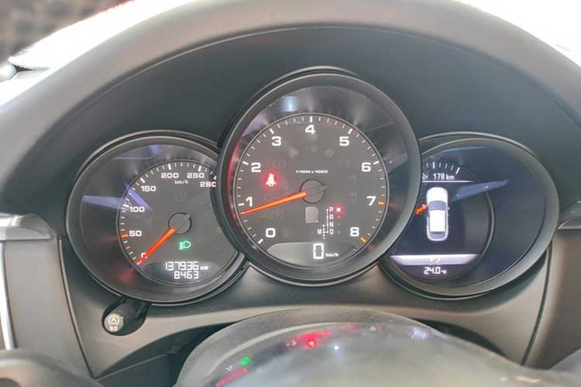 Used Porsche Macan 2016 Macan 2.0T Instrument Cluster