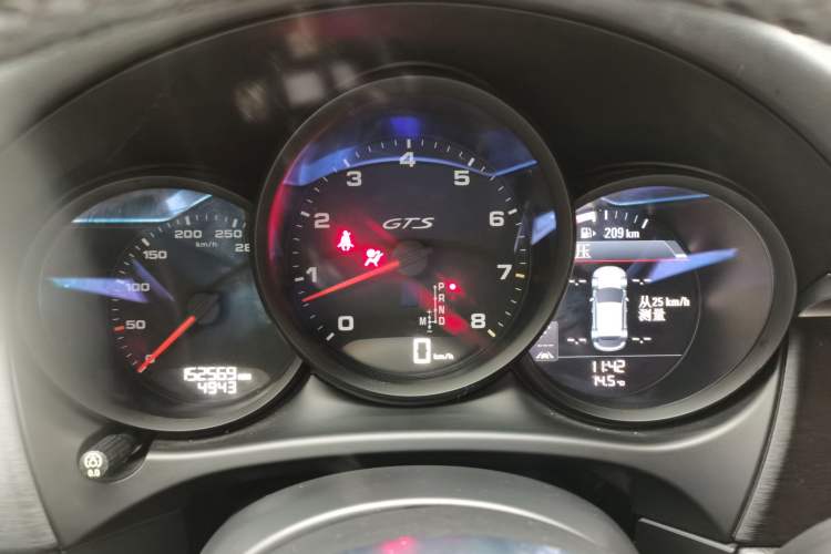Used Porsche Macan  Instrument Cluster