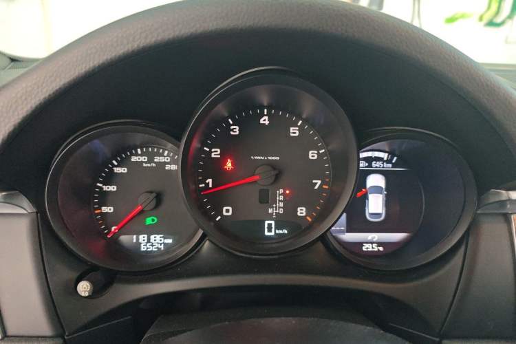 Used Porsche Macan 2016 Macan 2.0T Instrument Cluster