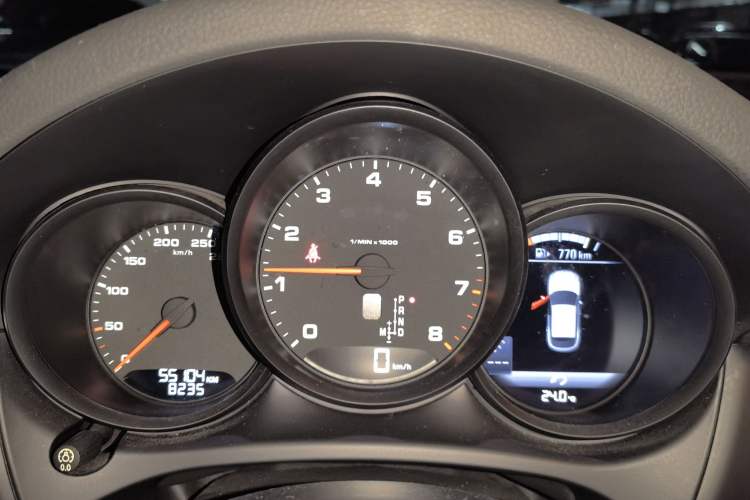 Used Porsche Macan 2016 Macan 2.0T Instrument Cluster