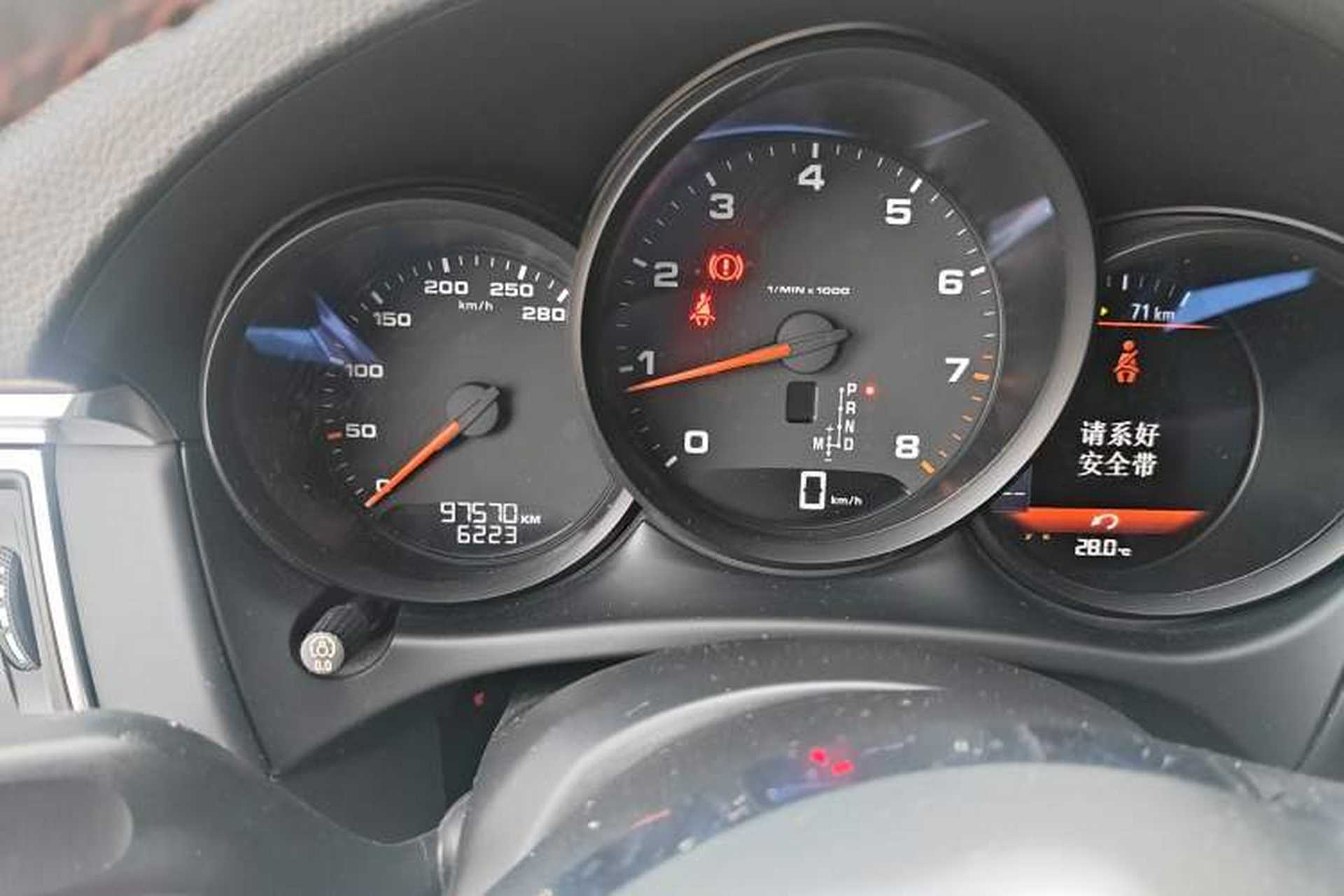 Used Porsche Macan 2016 Macan 2.0T Instrument Cluster