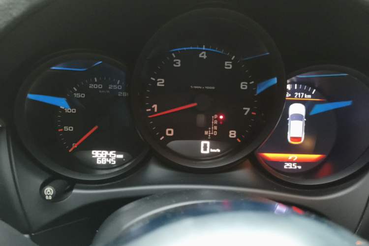 Used Porsche Macan 2016 Macan 2.0T Instrument Cluster