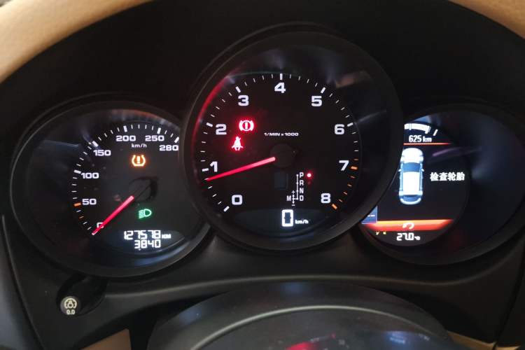 Used Porsche Macan 2016 Macan 2.0T Instrument Cluster