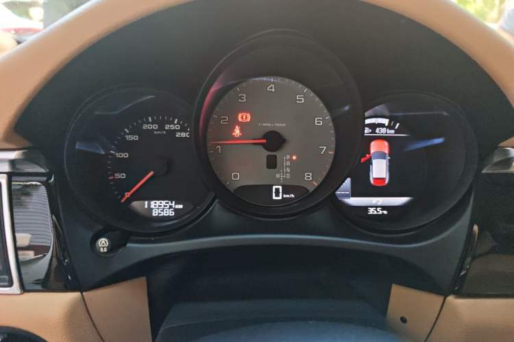 Used Porsche Macan 2016 Macan S 3.0T Instrument Cluster