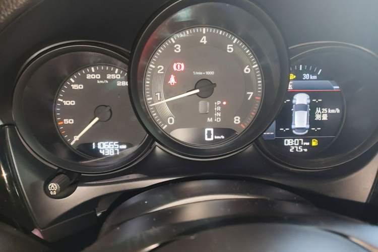 Used Porsche Macan 2016 Macan 2.0T Instrument Cluster