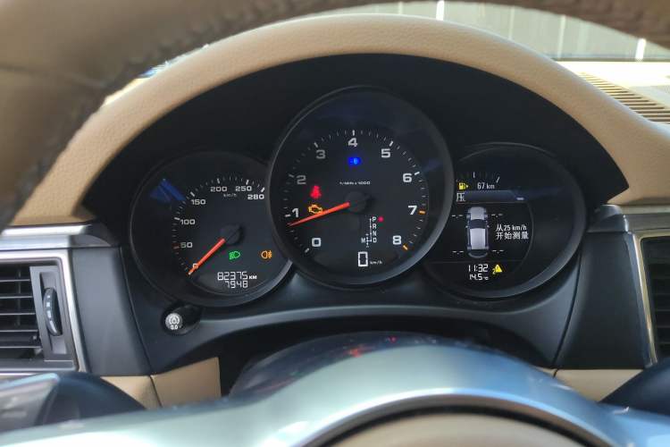Used Porsche Macan 2016 Macan 2.0T Instrument Cluster