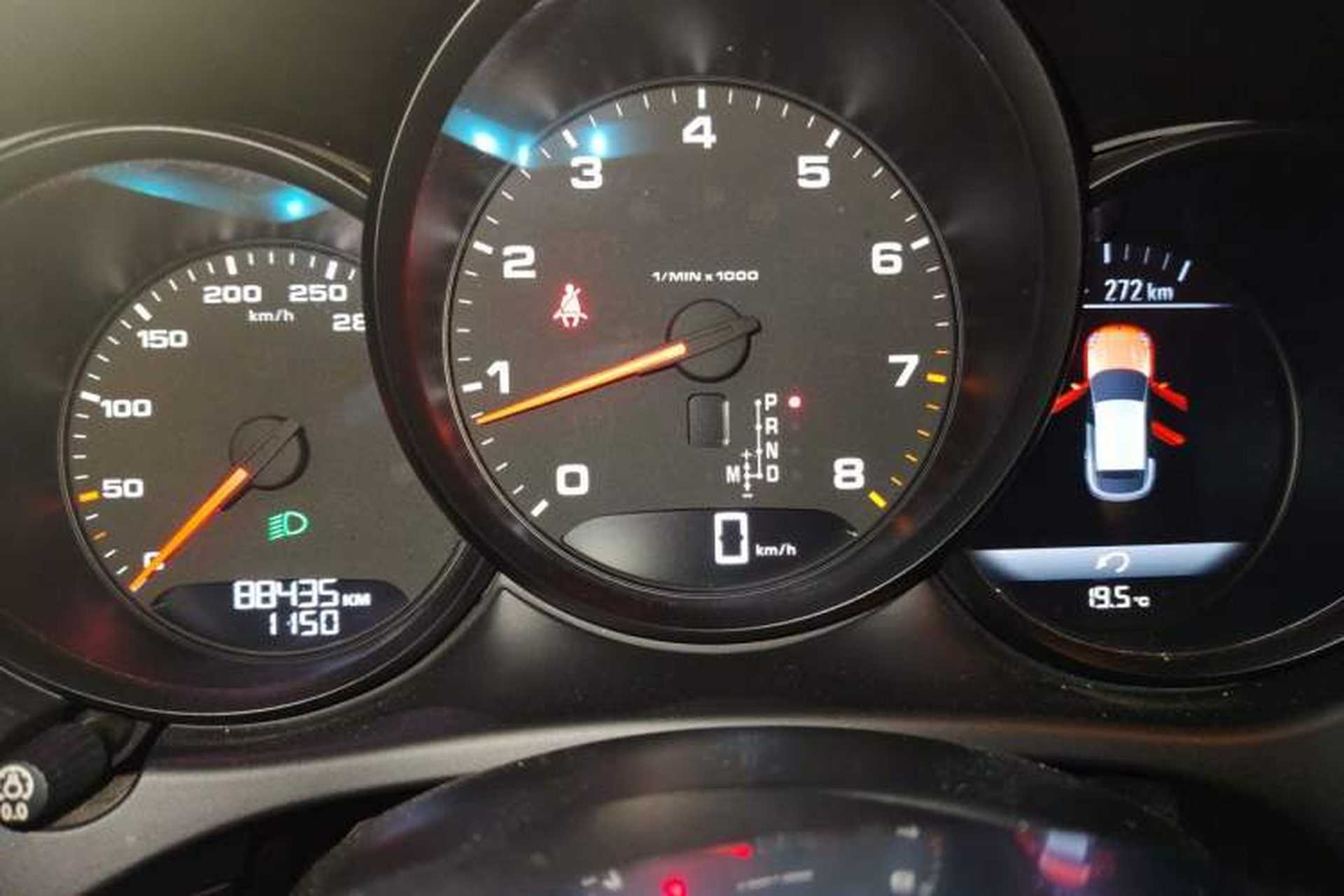 Used Porsche Macan 2016 Macan 2.0T Instrument Cluster